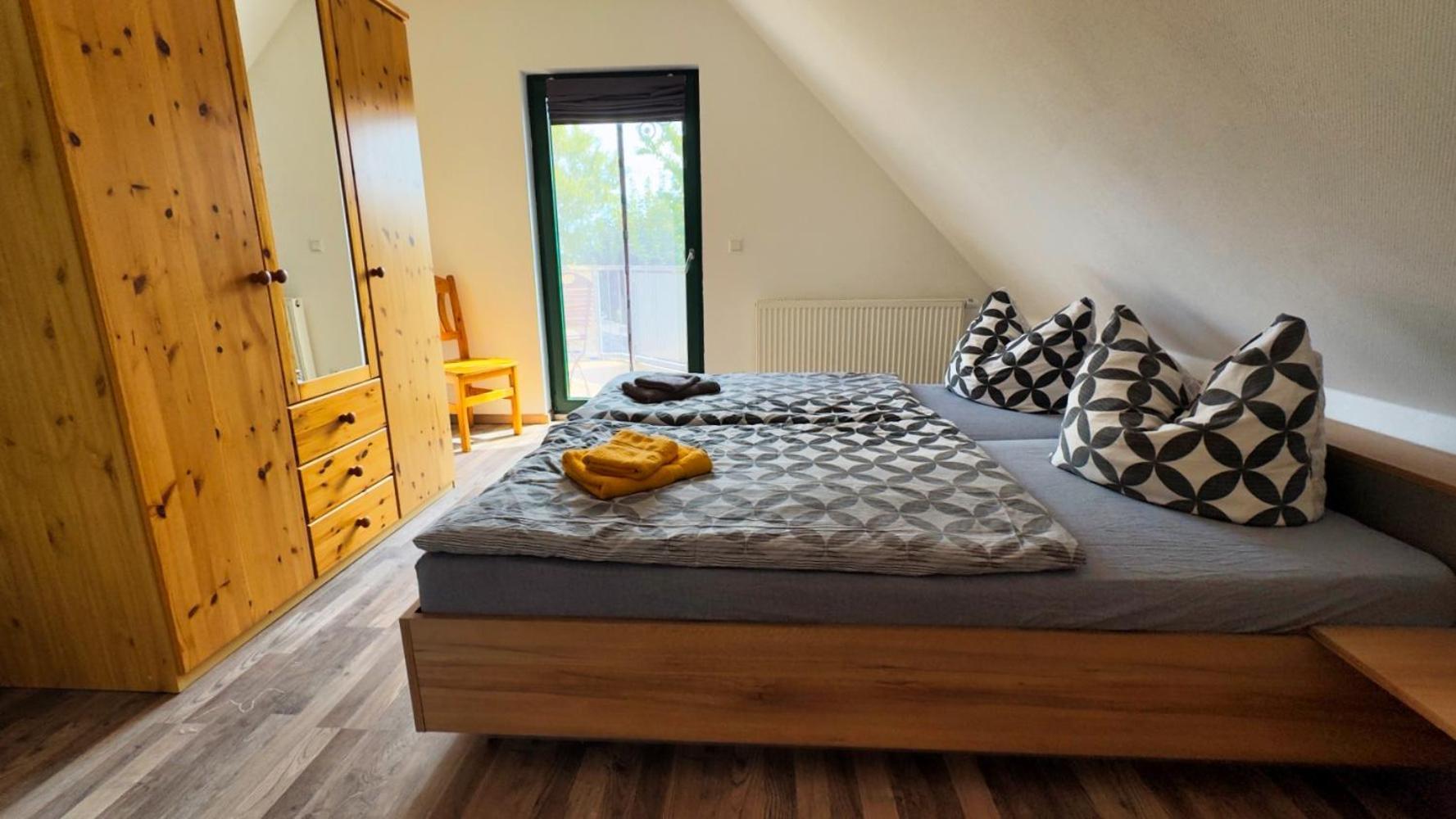Ferienhaus Zum Findling ゲーレン エクステリア 写真